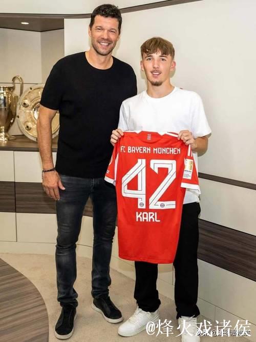 拜仁捡到宝！17岁欧冠三连击，打破姆巴佩纪录 3